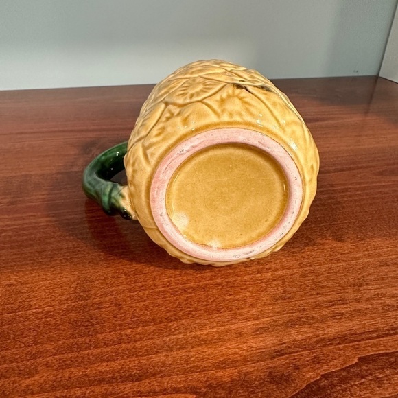 Vintage Hawaii Pineapple Ceramic Mug Stein Yellow. - Picture 4 of 4